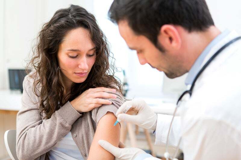 Vaccinazione Covid: Open days nei Comprensori (foto 123rf)